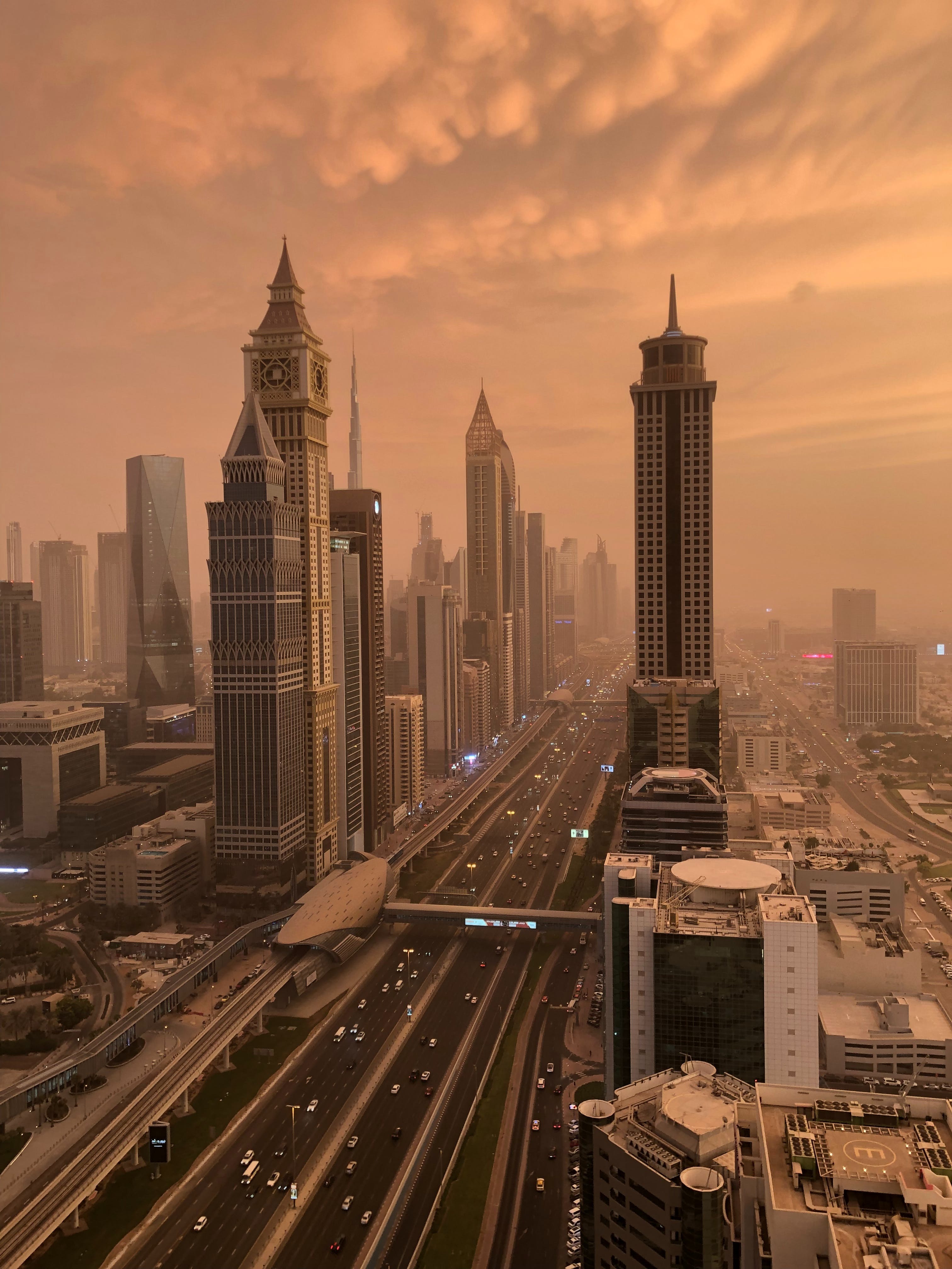 مهاجرت به دبی با سرمایه گذاری ، کاری ، تحصیلی و خرید ملک