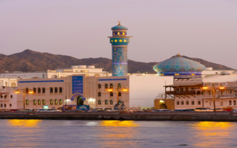 مراحل و شرایط و مزایا و مدارک مورد نیاز مهاجرت کاری به عمان